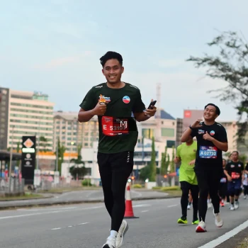 Runner Photo 3601716