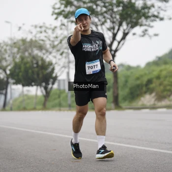 Runner Photo 3601750