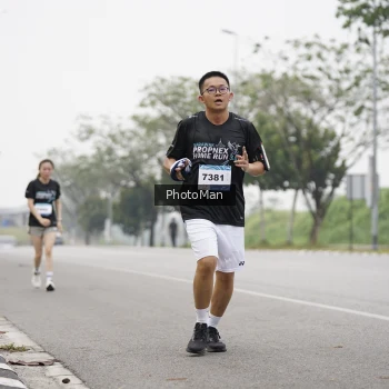 Runner Photo 3602480