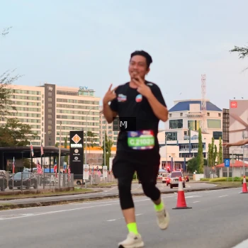 Runner Photo 3602615