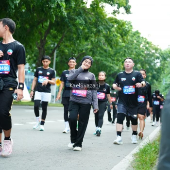 Runner Photo 3602750