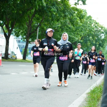 Runner Photo 3602999