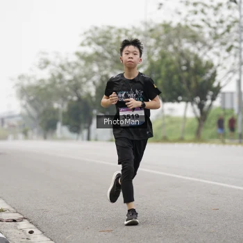 Runner Photo 3603695