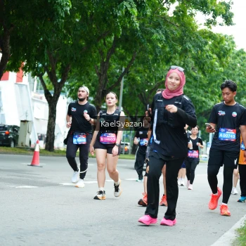 Runner Photo 3603904