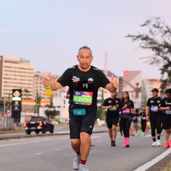 Runner Photo 3604006