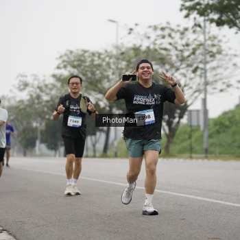 Runner Photo 3604017