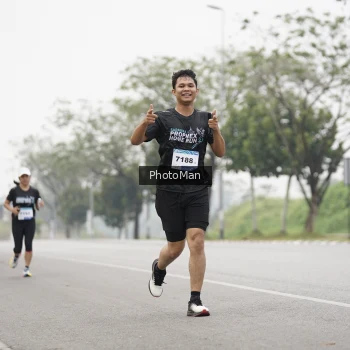 Runner Photo 3604018