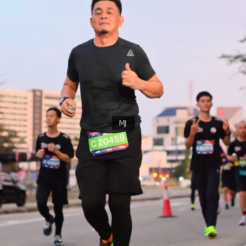 Runner Photo 3604030