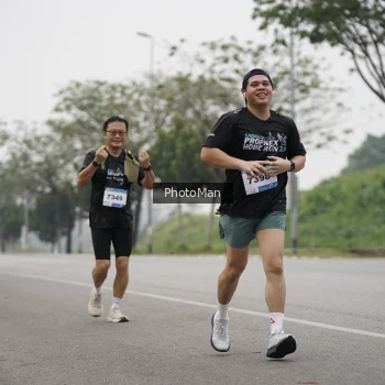 Runner Photo 3604122