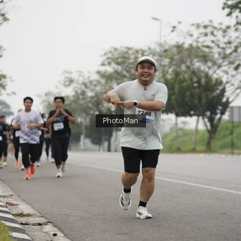 Runner Photo 3604146