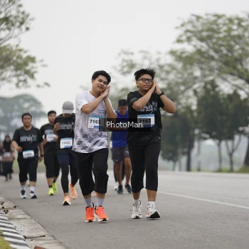 Runner Photo 3604164