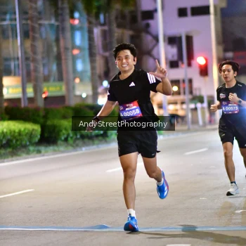 Runner Photo 3604175