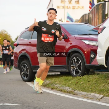 Runner Photo 3604302