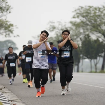 Runner Photo 3604365