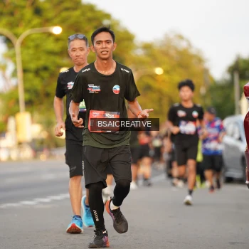 Runner Photo 3604745