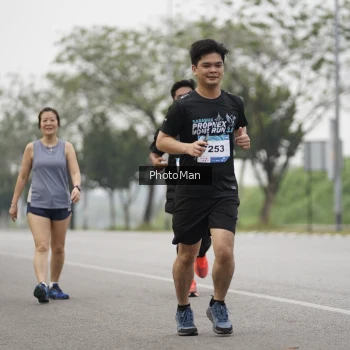 Runner Photo 3605704
