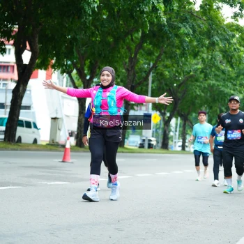 Runner Photo 3606305