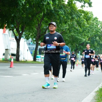 Runner Photo 3606355