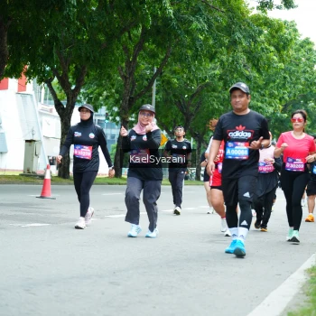 Runner Photo 3606462
