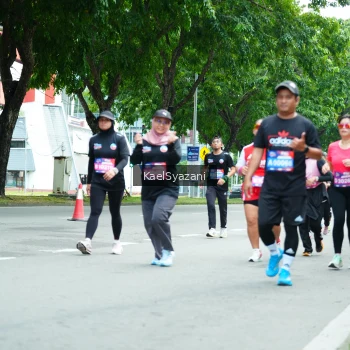 Runner Photo 3606474
