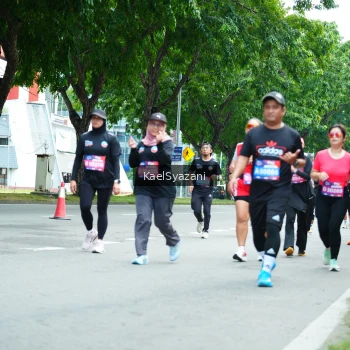 Runner Photo 3606476