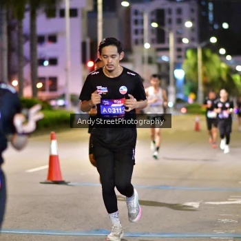 Runner Photo 3606591