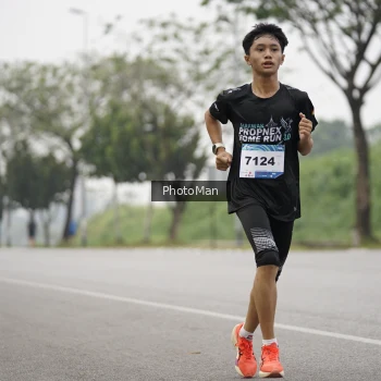 Runner Photo 3606986