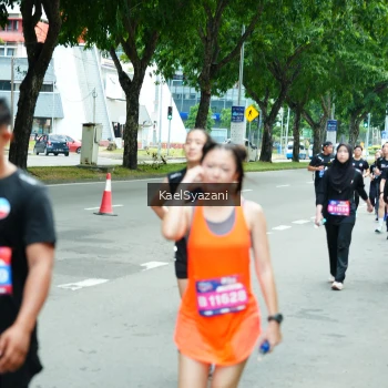 Runner Photo 3607615
