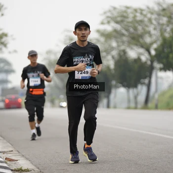 Runner Photo 3607744