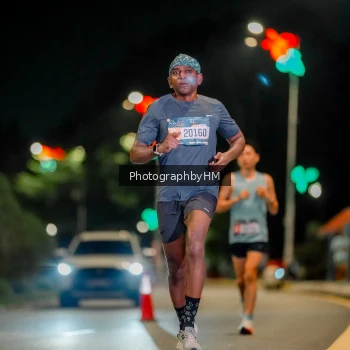 Runner Photo 3608002