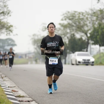 Runner Photo 3608304