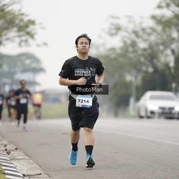 Runner Photo 3608310