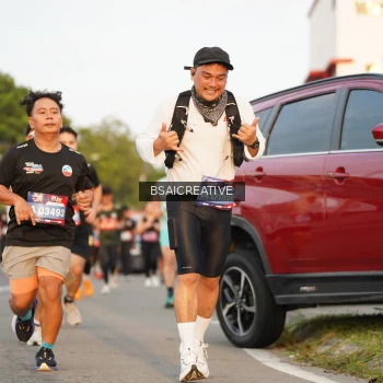 Runner Photo 3608379