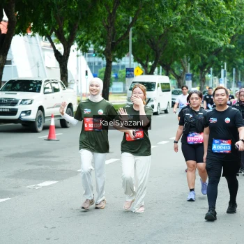 Runner Photo 3608406