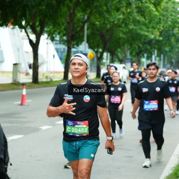 Runner Photo 3608565