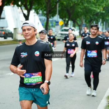 Runner Photo 3608587