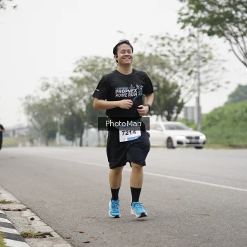 Runner Photo 3608596