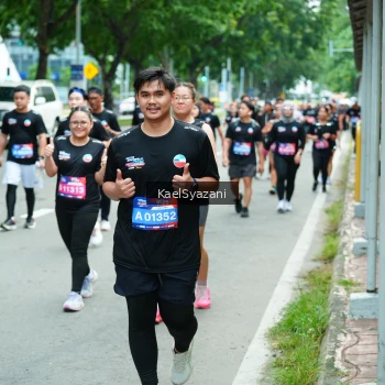 Runner Photo 3608636