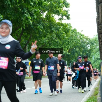 Runner Photo 3608815