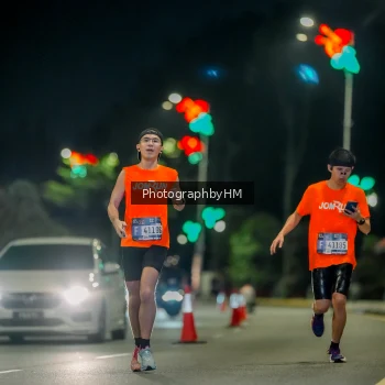 Runner Photo 3608843
