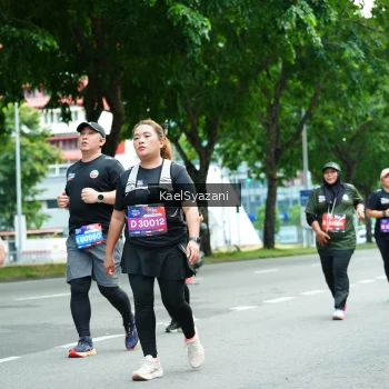 Runner Photo 3608990