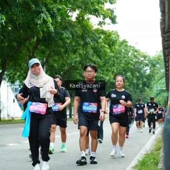 Runner Photo 3609418