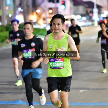 Runner Photo 3609676