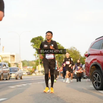 Runner Photo 3609716