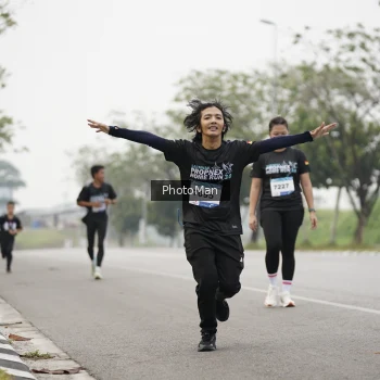 Runner Photo 3609994