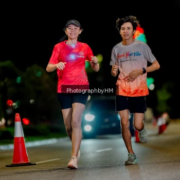 Runner Photo 3610005