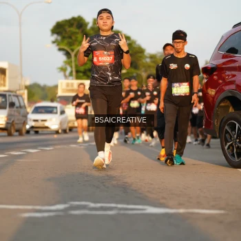 Runner Photo 3610713
