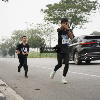 Runner Photo 3610725
