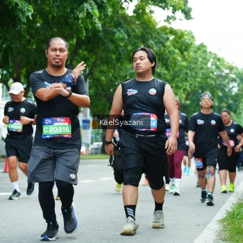 Runner Photo 3610741