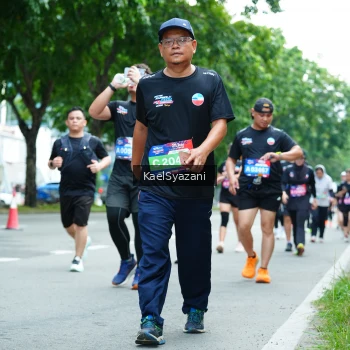 Runner Photo 3610974